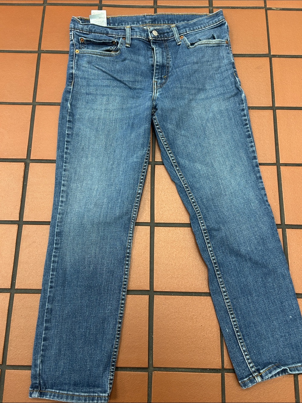 Levi's Men's Medium Blue Straight Jeans